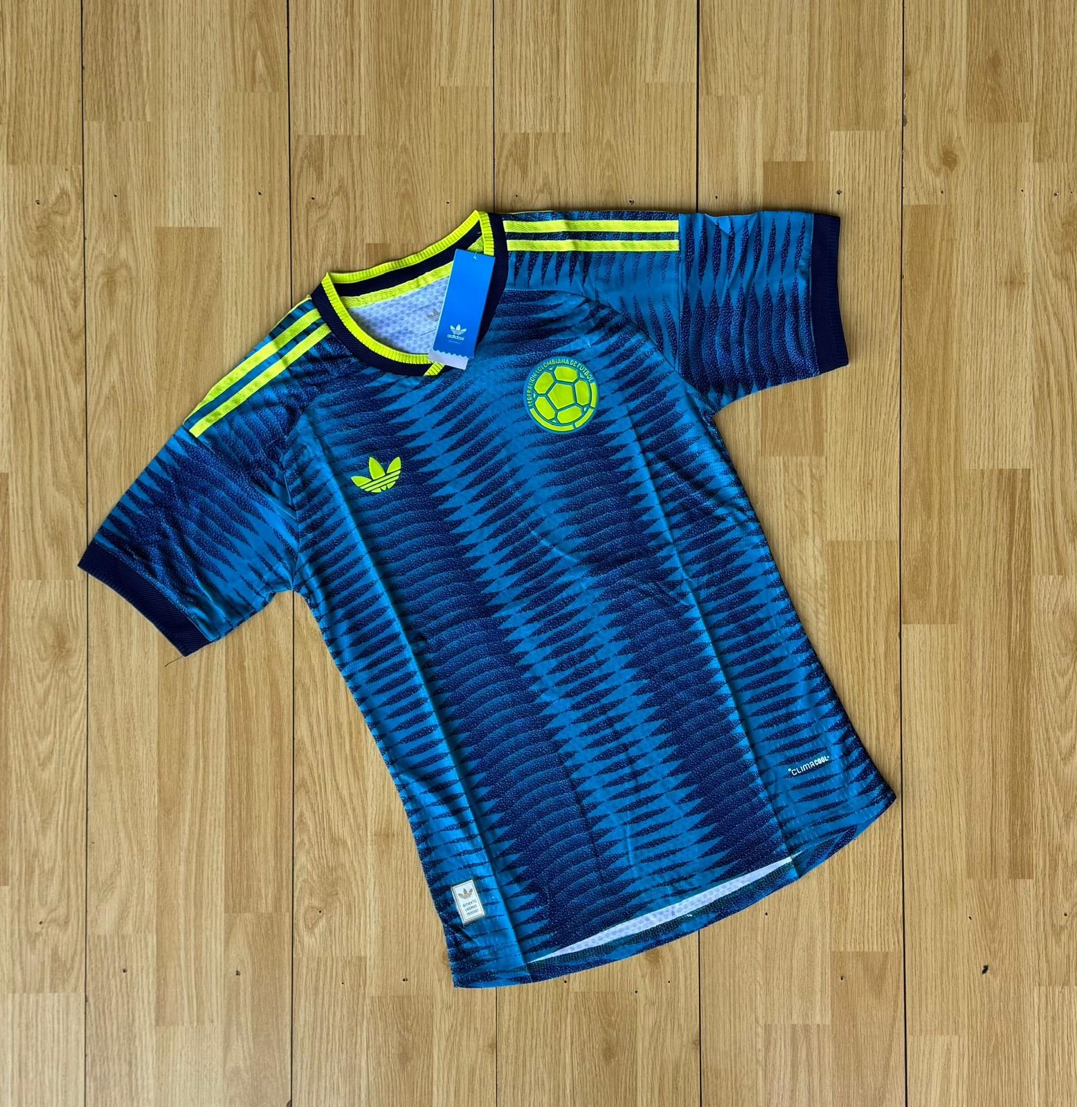 camiseta colombia  (celsete - TALLE XXL)